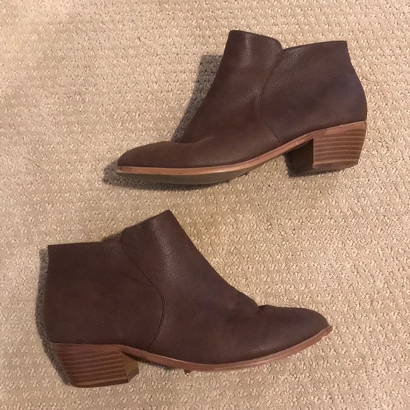 Ecote Shoes - Brown boots